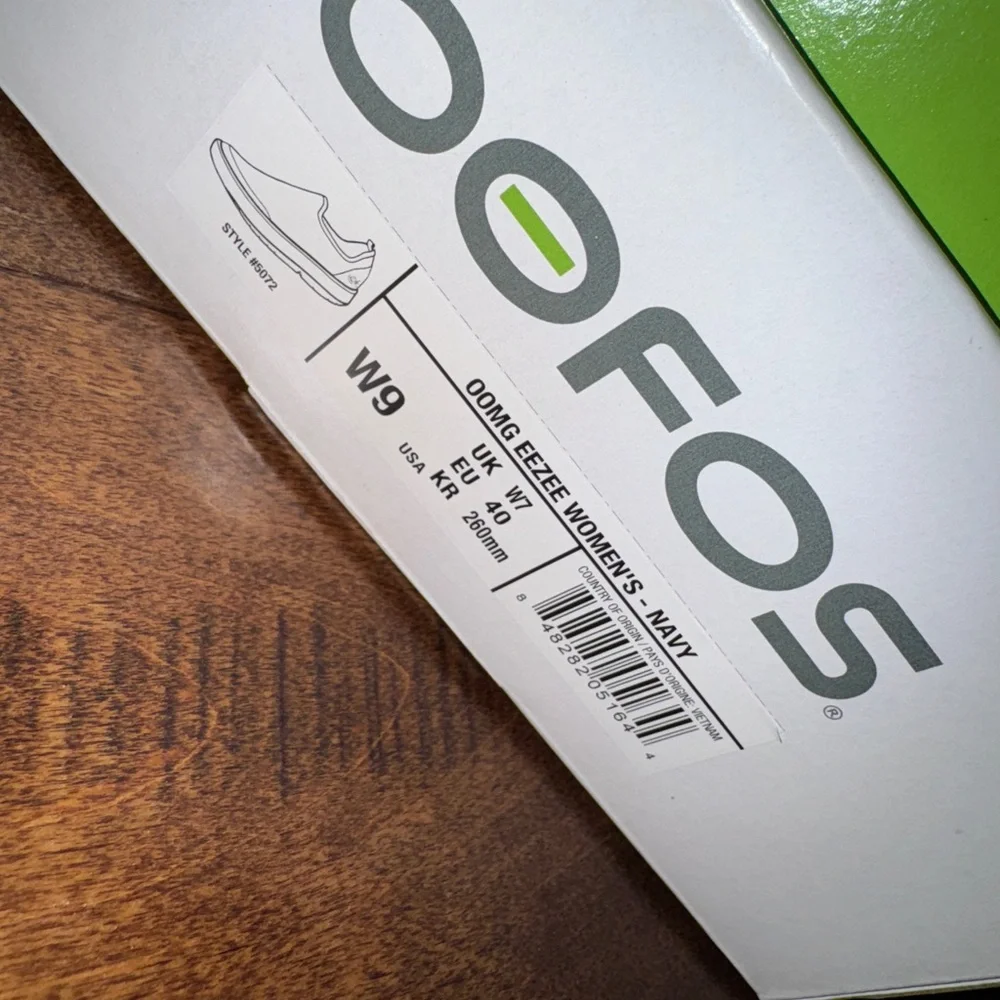 WOMEN'S OOFOS OOMG EEZEE LOW SHOE - NAVY Women’s 9 - Picture 5 of 6